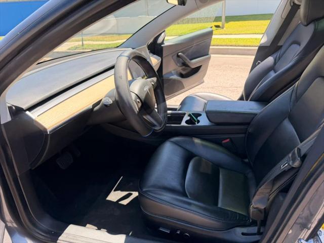 2021 Tesla Model 3 Standard Range Plus Rear-Wheel Drive