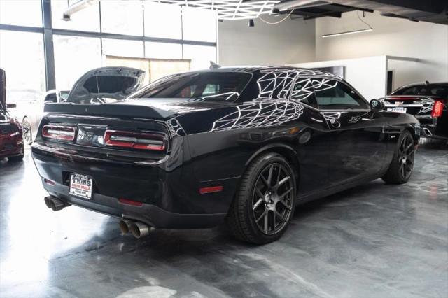 2016 Dodge Challenger R/T Plus Shaker