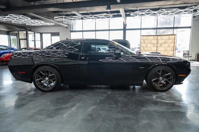 2016 Dodge Challenger R/T Plus Shaker