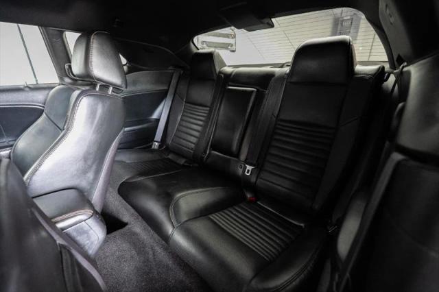 2016 Dodge Challenger R/T Plus Shaker