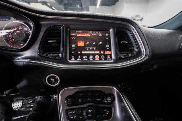 2016 Dodge Challenger R/T Plus Shaker