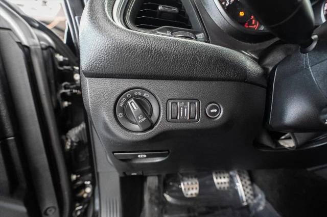 2016 Dodge Challenger R/T Plus Shaker