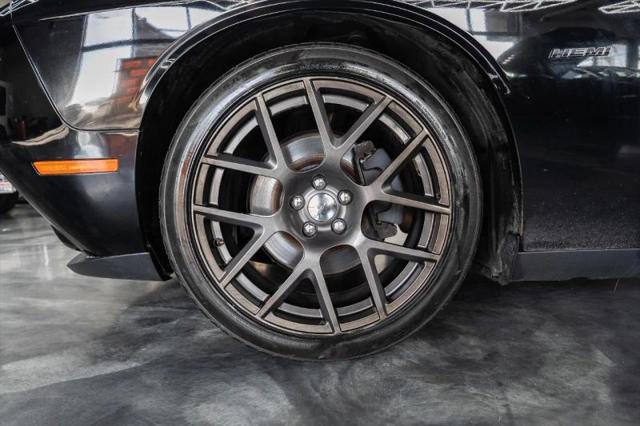 2016 Dodge Challenger R/T Plus Shaker