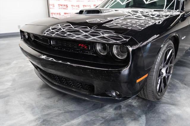 2016 Dodge Challenger R/T Plus Shaker
