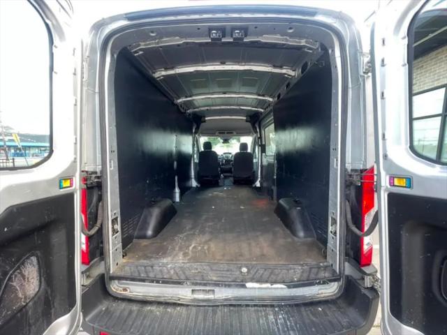 2017 Ford Transit Medium Roof w/Sliding Side Door w/LWB