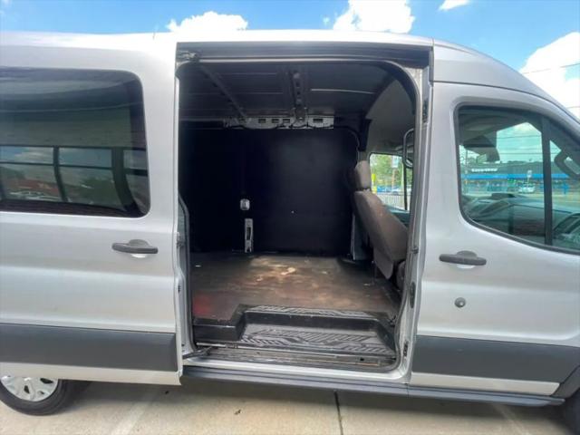 2017 Ford Transit Medium Roof w/Sliding Side Door w/LWB