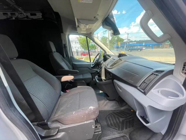 2017 Ford Transit Medium Roof w/Sliding Side Door w/LWB