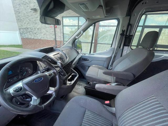 2017 Ford Transit Medium Roof w/Sliding Side Door w/LWB