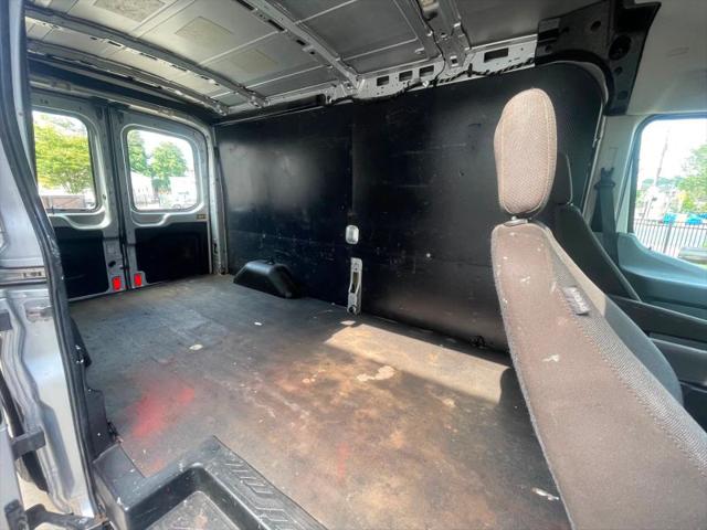 2017 Ford Transit Medium Roof w/Sliding Side Door w/LWB