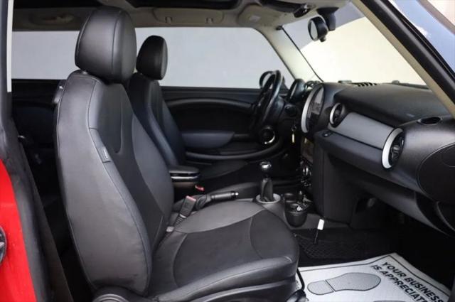 2011 MINI Cooper Cooper