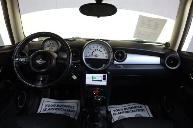 2011 MINI Cooper Cooper