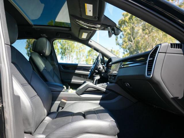 2021 Porsche Cayenne Base