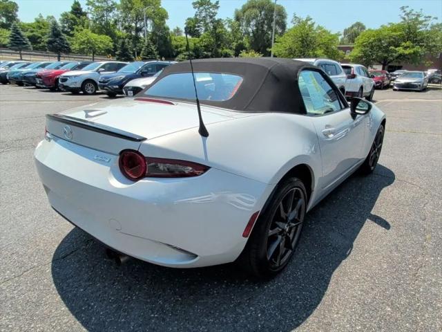 2016 Mazda MX-5 Club