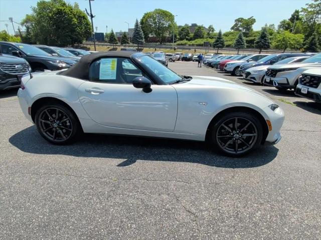 2016 Mazda MX-5 Club