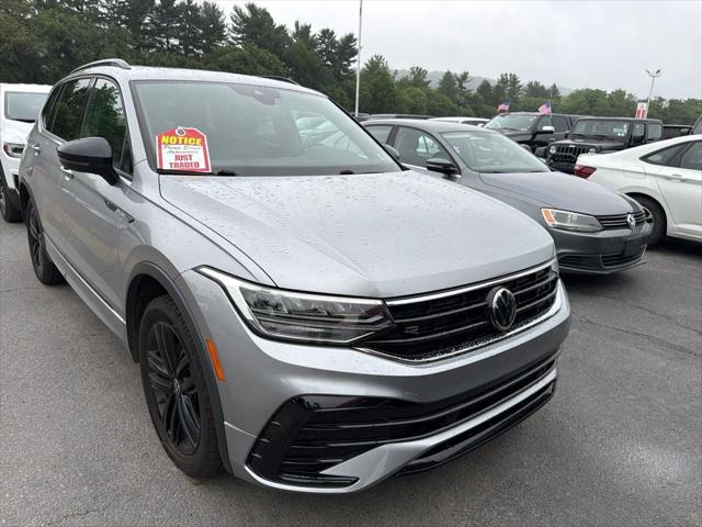 2022 Volkswagen Tiguan 2.0T SE R-Line Black