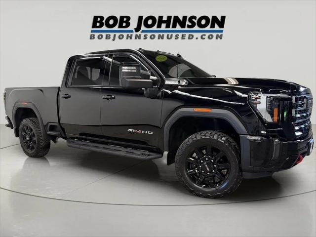 2024 GMC Sierra 2500HD 4WD Crew Cab Standard Bed AT4 for sale in Rochester, NY