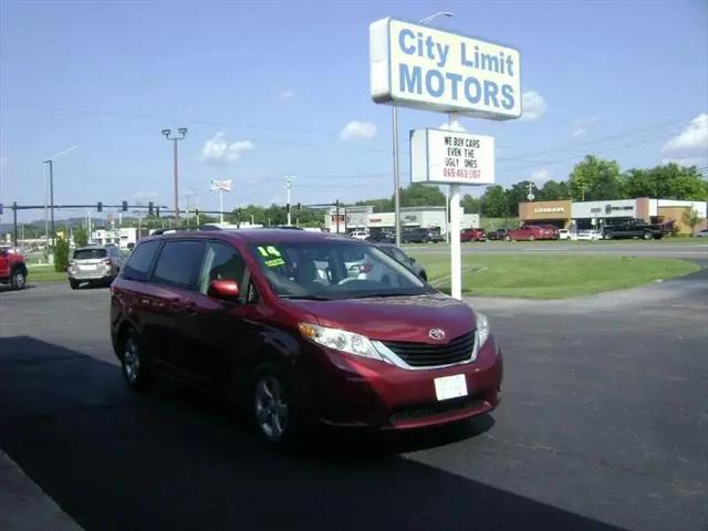 2014 Toyota Sienna LE V6 7 Passenger Mobility for sale in Clinton, TN