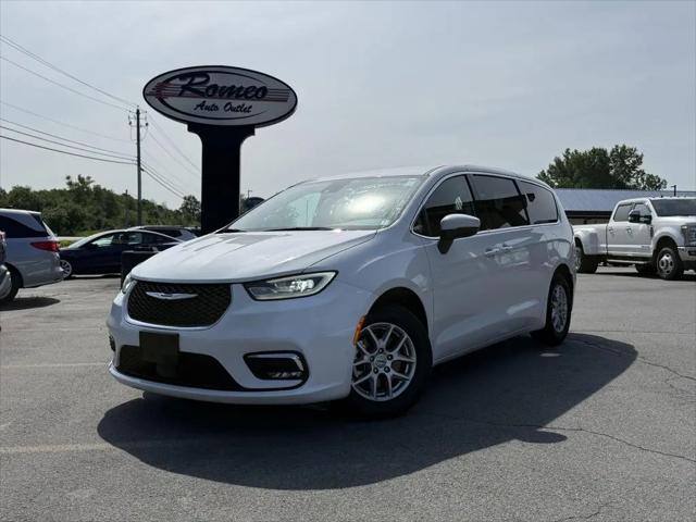 2023 Chrysler Pacifica Touring L for sale in Queensbury, NY