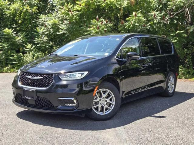 2024 Chrysler Pacifica Touring L for sale in Glens Falls, NY