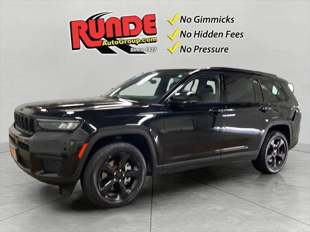 2021 Jeep Grand Cherokee Altitude 4x4 for sale in East Dubuque, IL