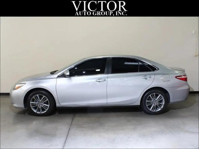 2017 Toyota Camry SE for sale in Batavia, IL