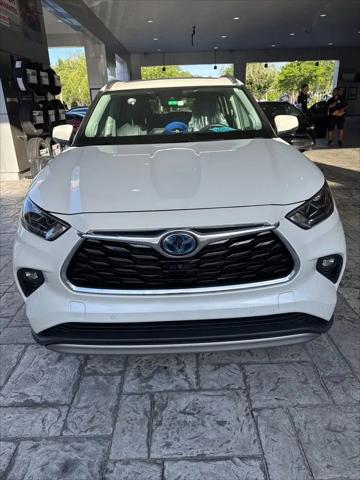2021 Toyota Highlander Hybrid Platinum for sale in Gainesville, FL