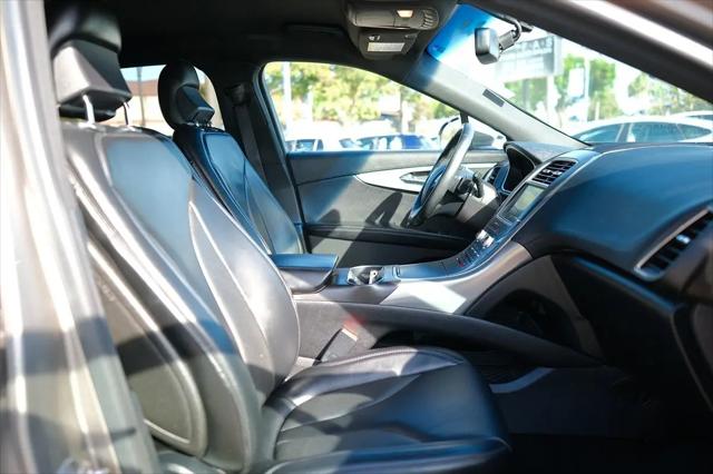 2016 Lincoln MKX Select