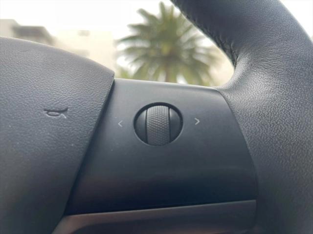 2021 Tesla Model 3 Standard Range Plus Rear-Wheel Drive