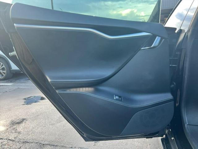 2017 Tesla Model S 75D