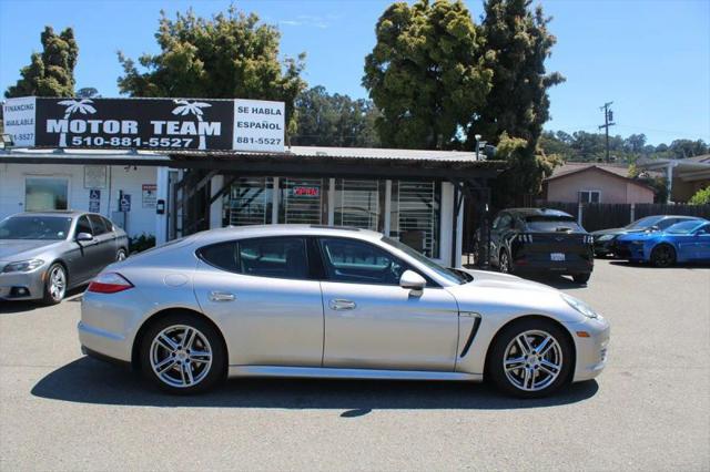 2012 Porsche Panamera 4