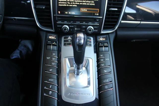 2012 Porsche Panamera 4