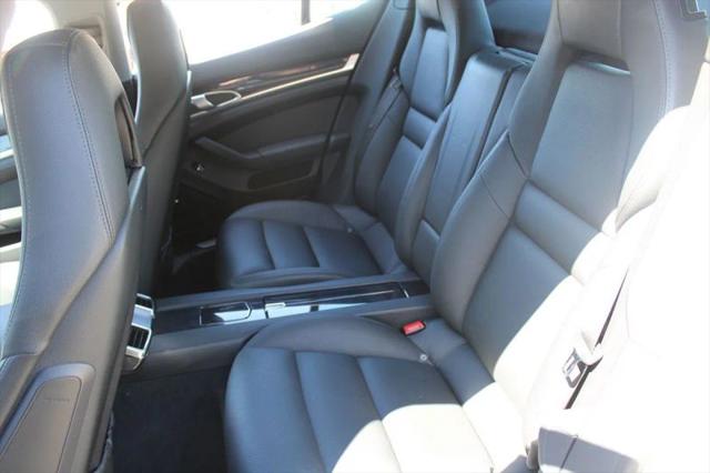 2012 Porsche Panamera 4