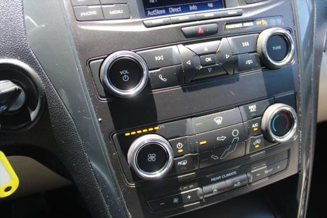 2018 Ford Explorer Base