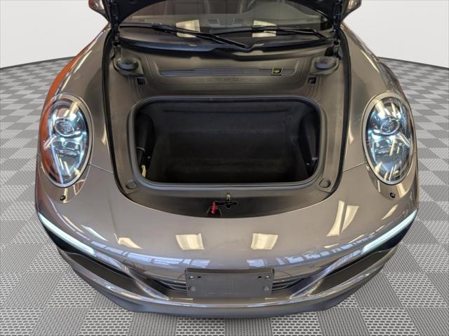 2017 Porsche 911 Carrera