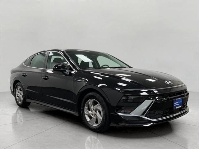 2025 Hyundai Sonata SE for sale in Appleton, WI