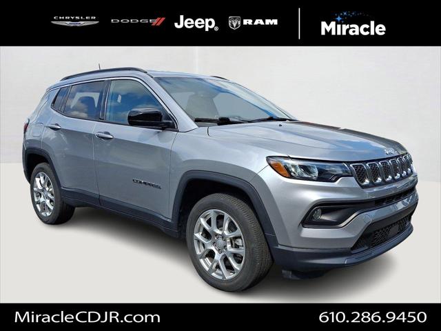 2023 Jeep Compass Latitude Lux FWD 2023 Jeep Compass Latitude Lux FWD