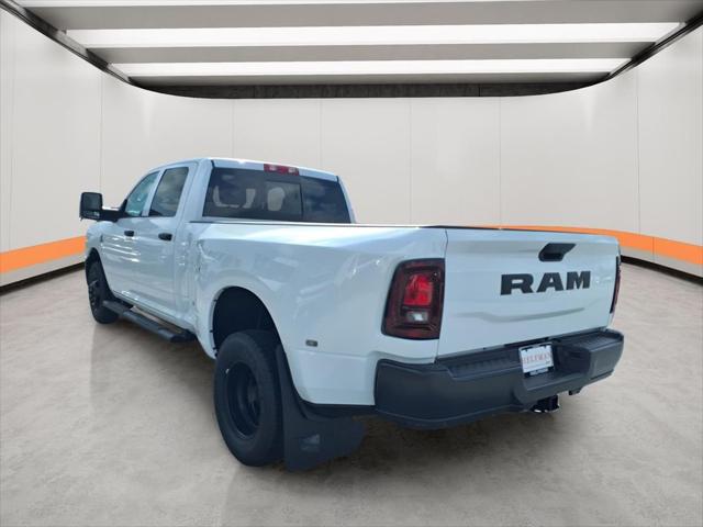 2026 RAM Ram 3500 RAM 3500 TRADESMAN CREW CAB 4X2 8 BOX