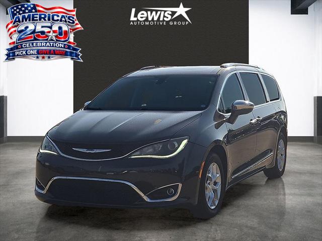 2020 Chrysler Pacifica Limited for sale in Fayetteville, AR