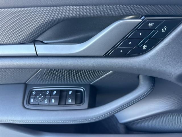 2026 Porsche Taycan 4