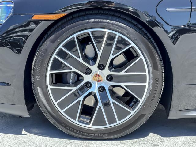 2026 Porsche Taycan 4