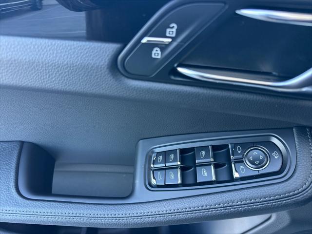 2026 Porsche Macan Unknown