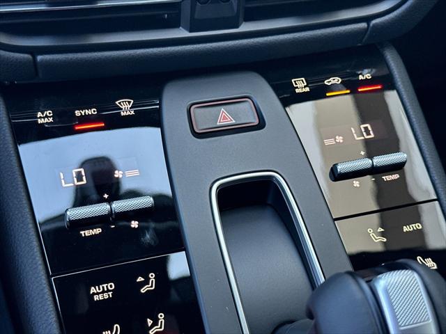 2026 Porsche Macan Unknown