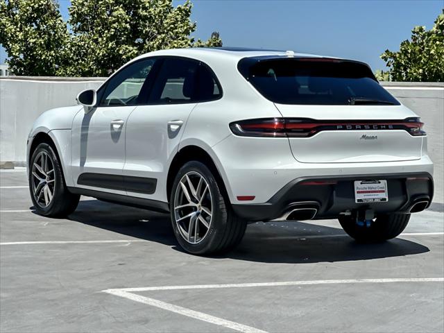 2026 Porsche Macan Unknown