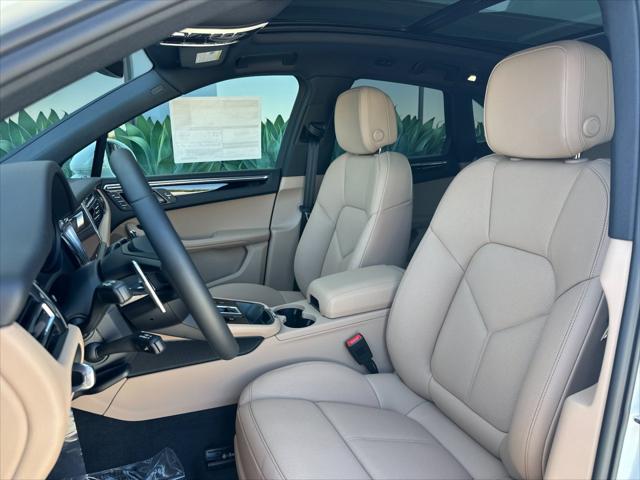 2026 Porsche Macan Unknown
