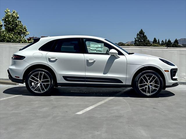 2026 Porsche Macan Unknown