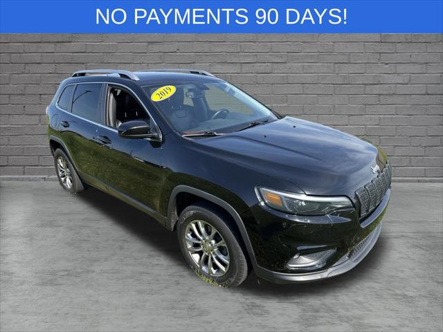 2019 Jeep Cherokee Latitude Plus 4x4 for sale in Portage, WI