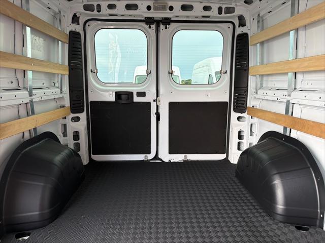 2025 Ram ProMaster 2500 Cargo Van Tradesman Low Roof 136 WB w/Pass Seat