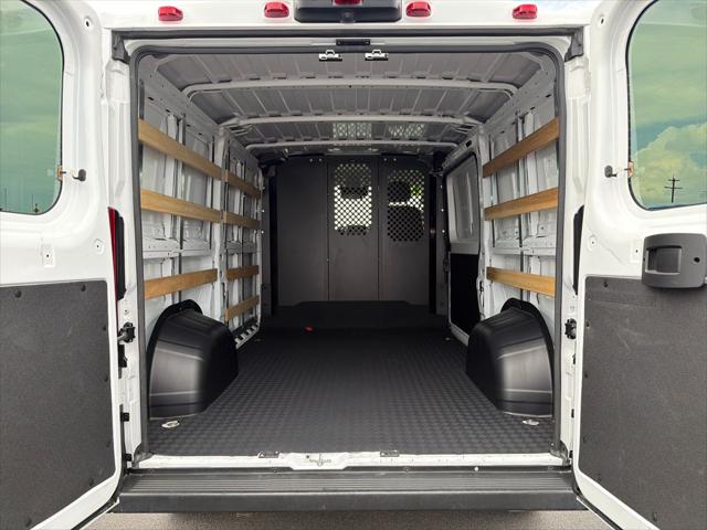 2025 Ram ProMaster 2500 Cargo Van Tradesman Low Roof 136 WB w/Pass Seat