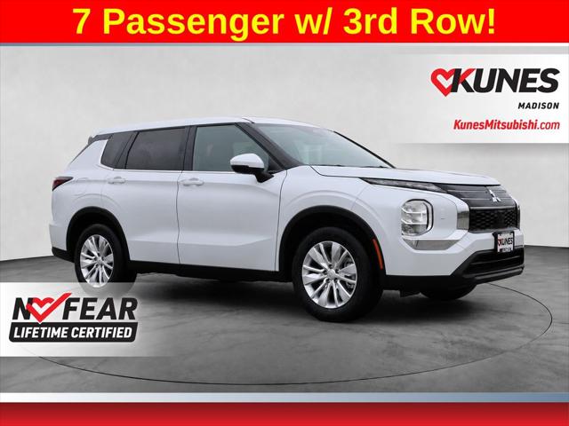 2026 Mitsubishi Outlander ES 1.5T S-AWC for sale in Madison, WI