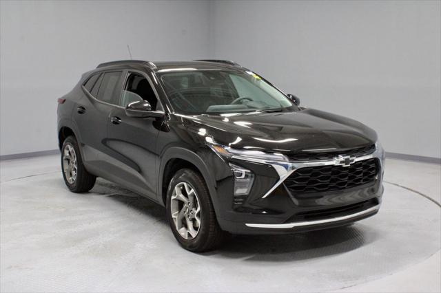 2025 Chevrolet Trax FWD LT for sale in Groveport, OH
